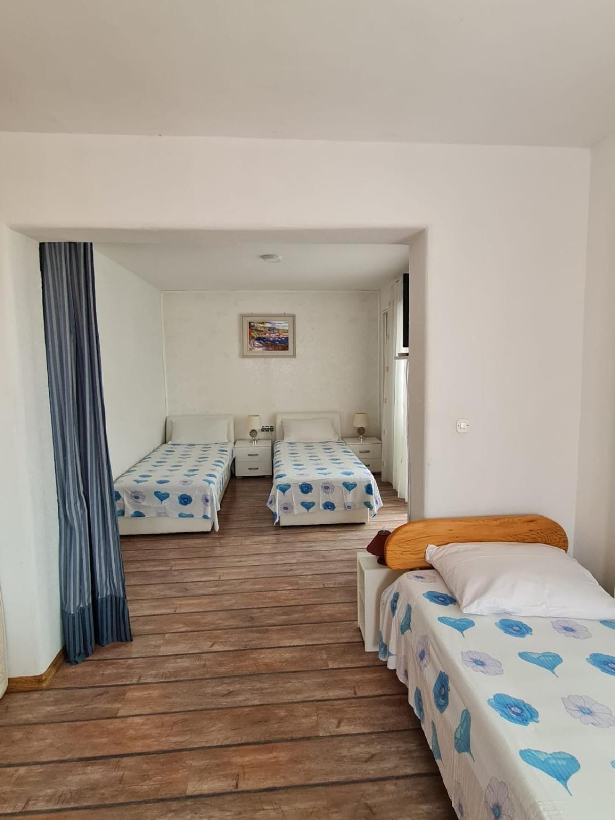 Apartments Butkovic Hvar Town Eksteriør bilde